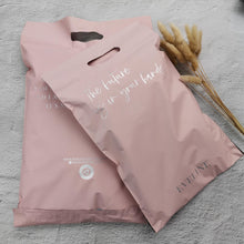 Load image into Gallery viewer, Waterproof Courier Self-sealing handle pink Mailing Bag For Clothing