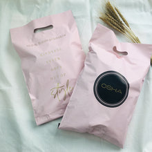 Load image into Gallery viewer, custom printed eco friendly plastic mail courier handle bags with logo