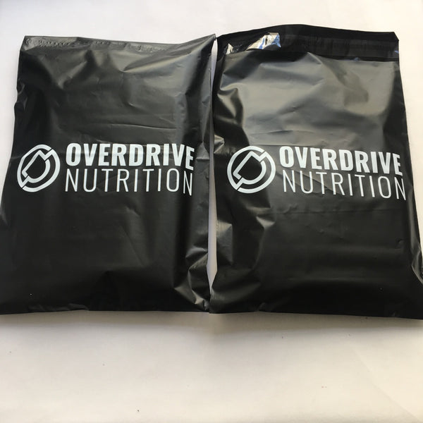 The black matte mailing bag series can be customized with logo.