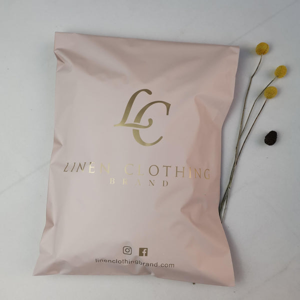 The new type of the mailing bag. The normal type for the bright type